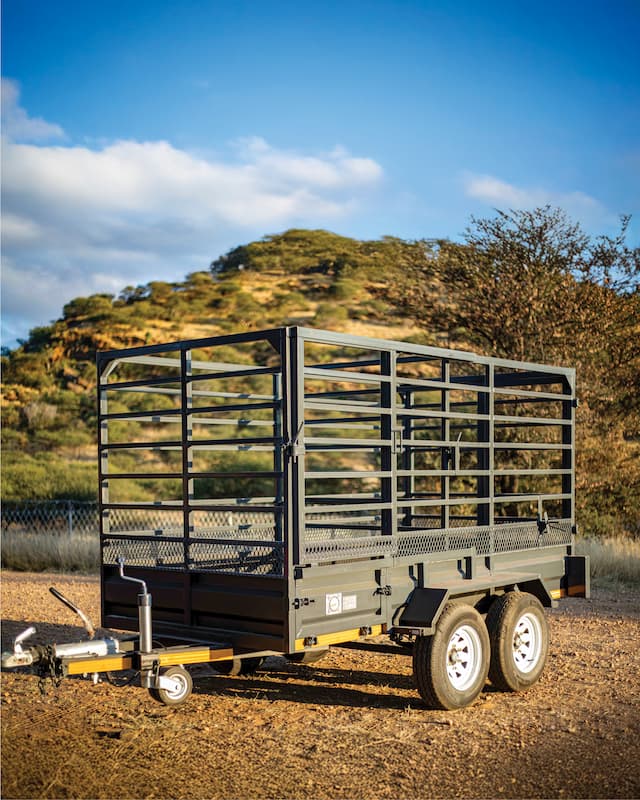 Car Hauler B-5 for hire in Windhoek