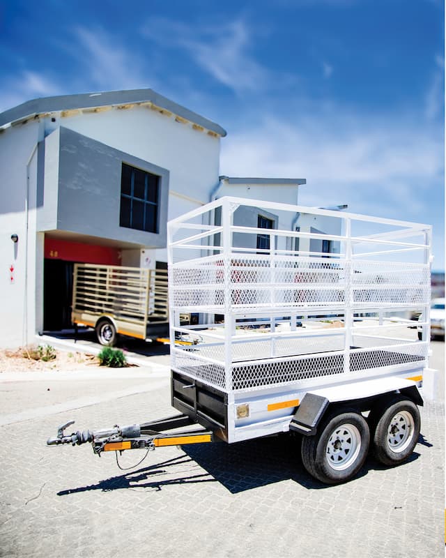 Car Hauler B-1 for hire in Windhoek